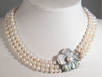 8.0-9.0mm Triple Strand A and A+ Quality Cultured Freshwater Pearl Necklace with Shell Flower Locker (14.5-inch)